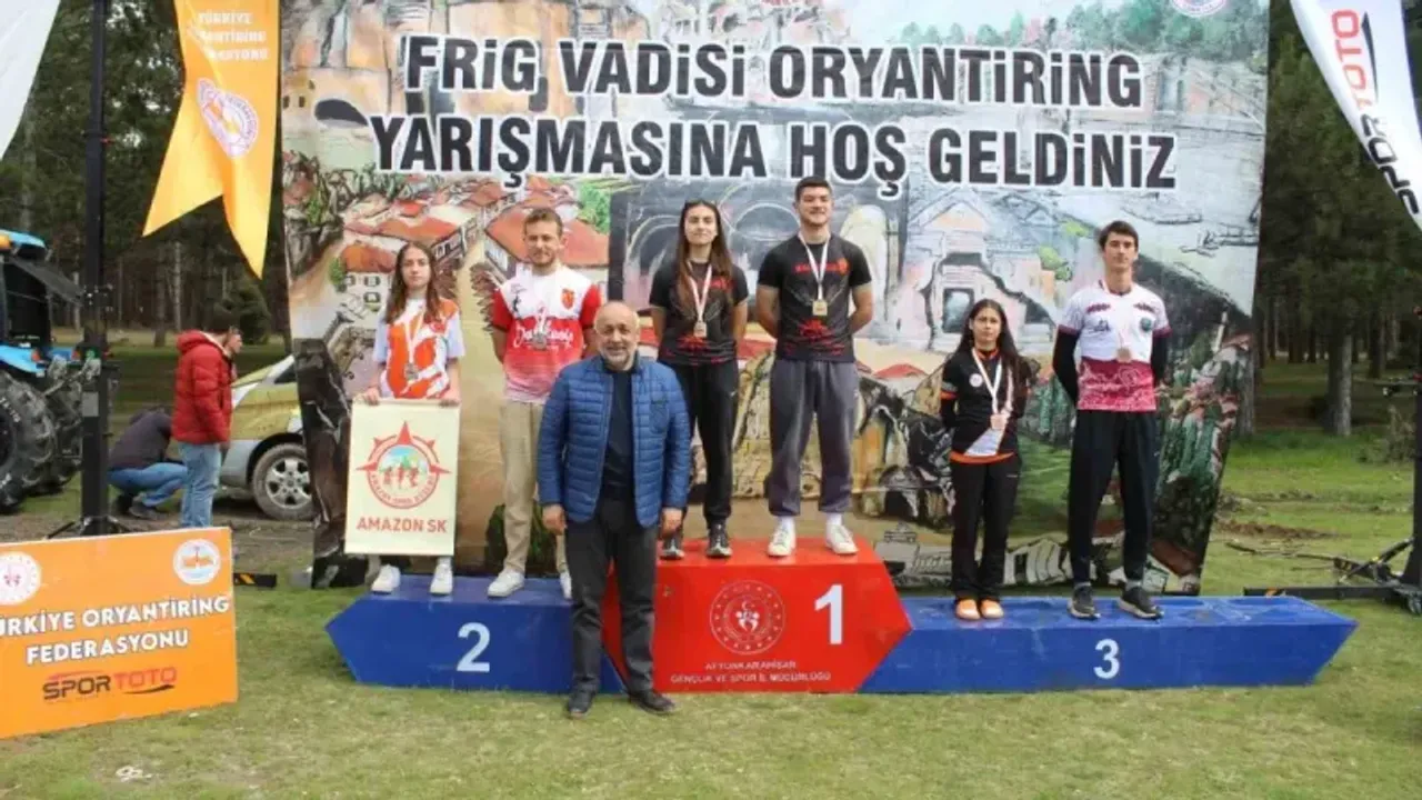 Oryantiring seçmelerinde kıyasıya mücadele nefes kesti