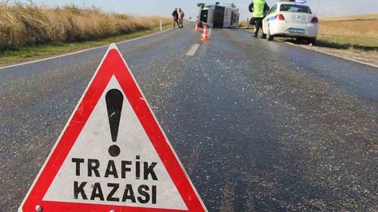 Otomobil şarampole devrildi: 4 yaralı