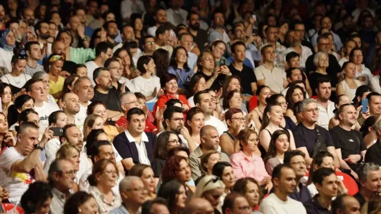 Ezgiler Balkanlar’dan esti