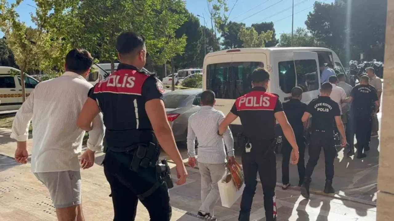 Ölümlü kavga anbean görüntülendi