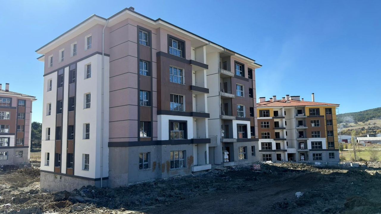 Kütahya'da 135 konutluk dev proje hızla yükseliyor!