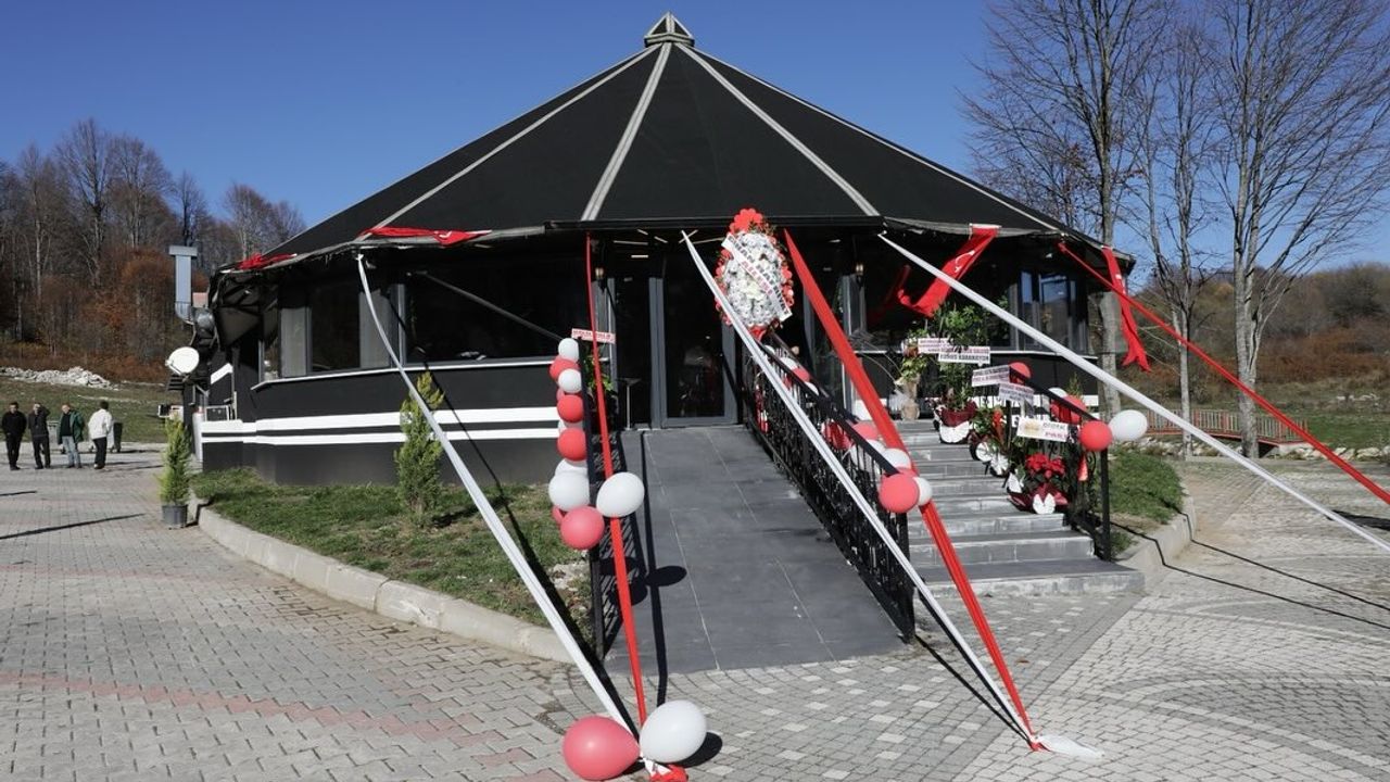 Kütahya'da Doğayla İç İçe Yeni Lezzet Noktası: Çadır Restoran Açıldı