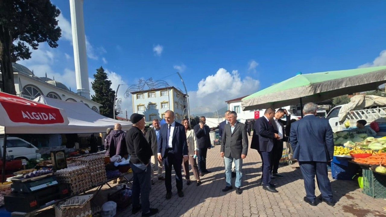 Başkan Dilsiz’den esnafla Cumhuriyet Bayramı buluşması