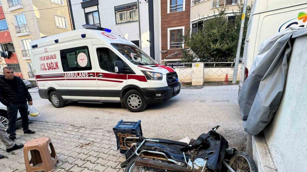 Bilecik’te ticari araç ile motosiklet çarpıştı; 1 yaralı