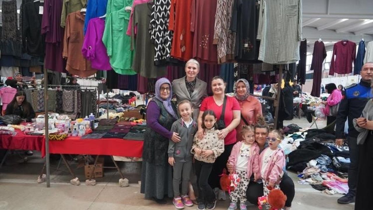Çatıdan zemine yenilik: Bilecik kapalı pazarı yenileniyor