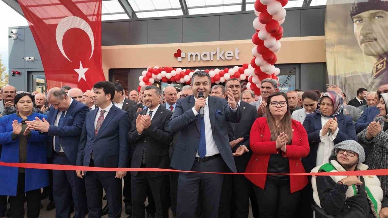 Gediz Belediyesi akaryakıt istasyonu törenle açıldı