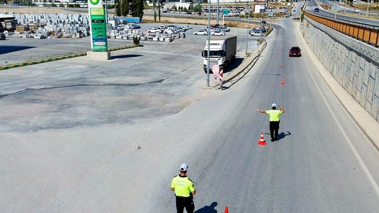 Havadan yapılan trafik denetiminde 11 sürücü yakalandı
