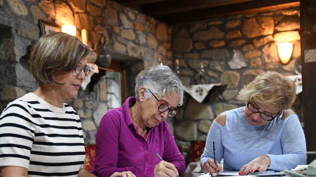 Minyatür sanatı kadın eliyle yaşıyor