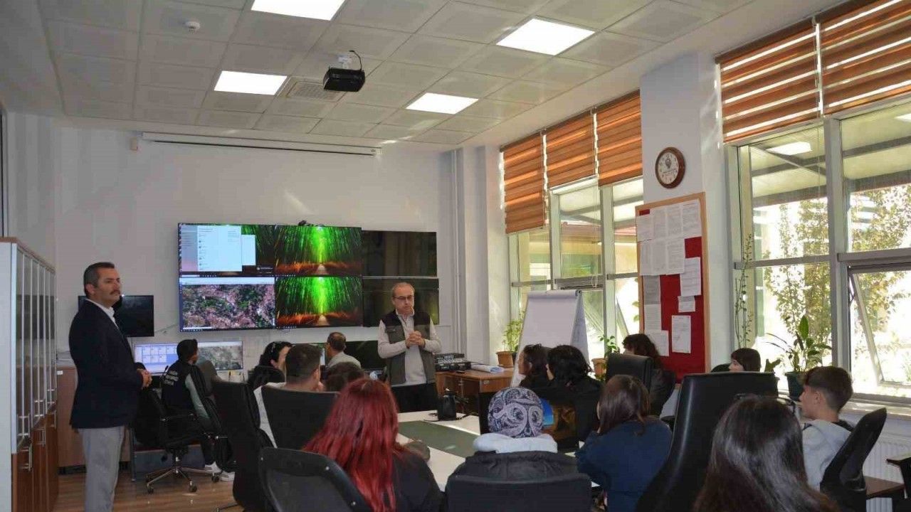 Öğrencilere yangınla mücadelede farkındalık eğitimi