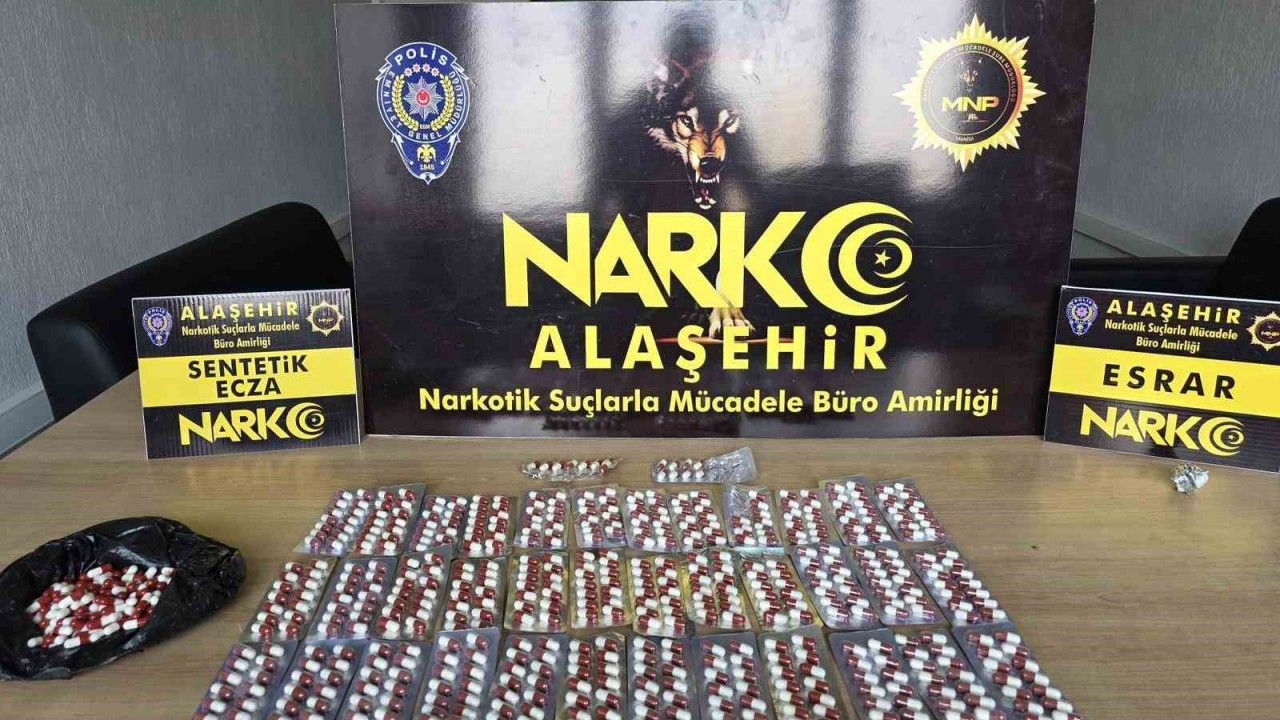 Polisten Uyuşturucu Tacirlerine Şok Baskın