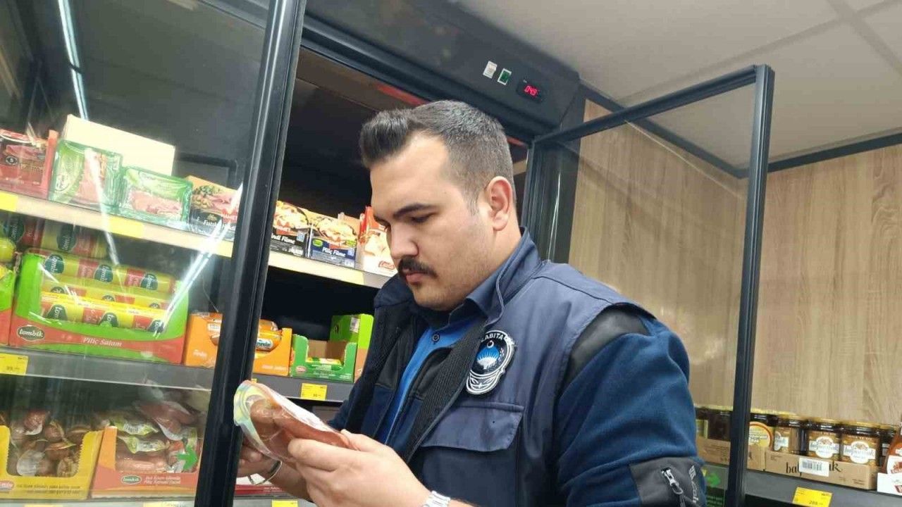 Sandıklı’da zincir marketlere yönelik denetim