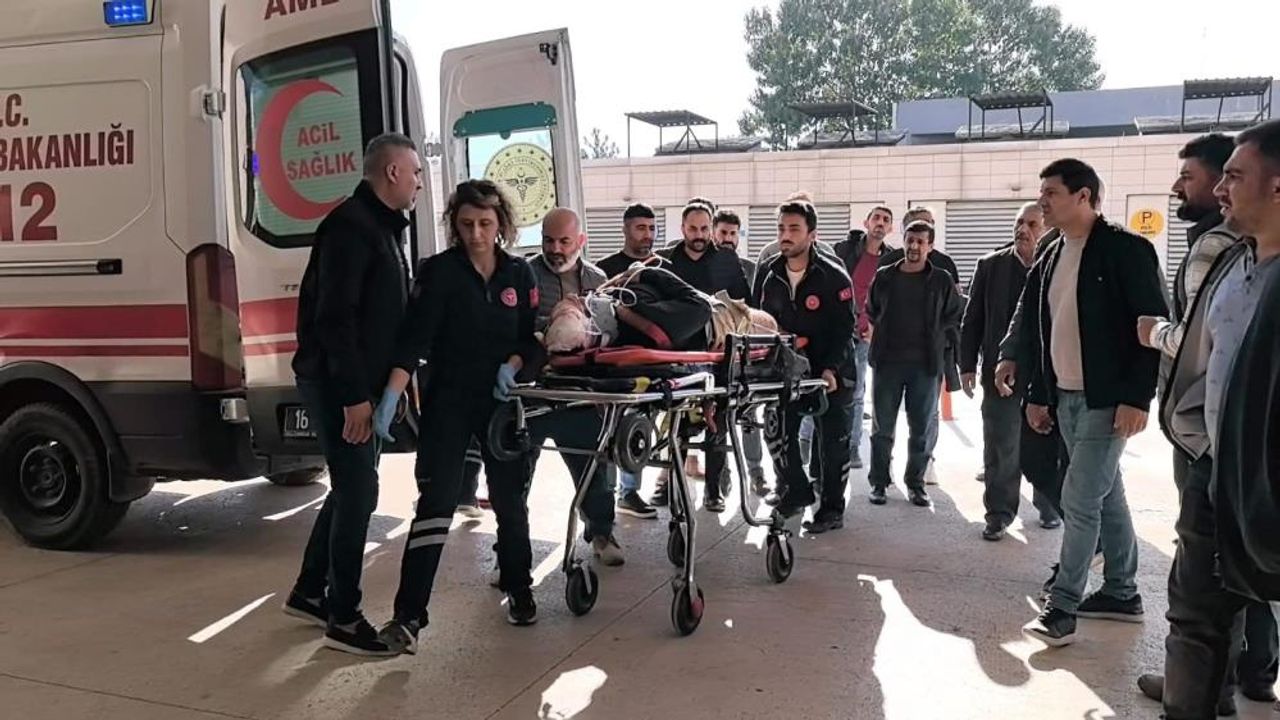 27 yaşındaki işçinin üzerine iskele devrildi