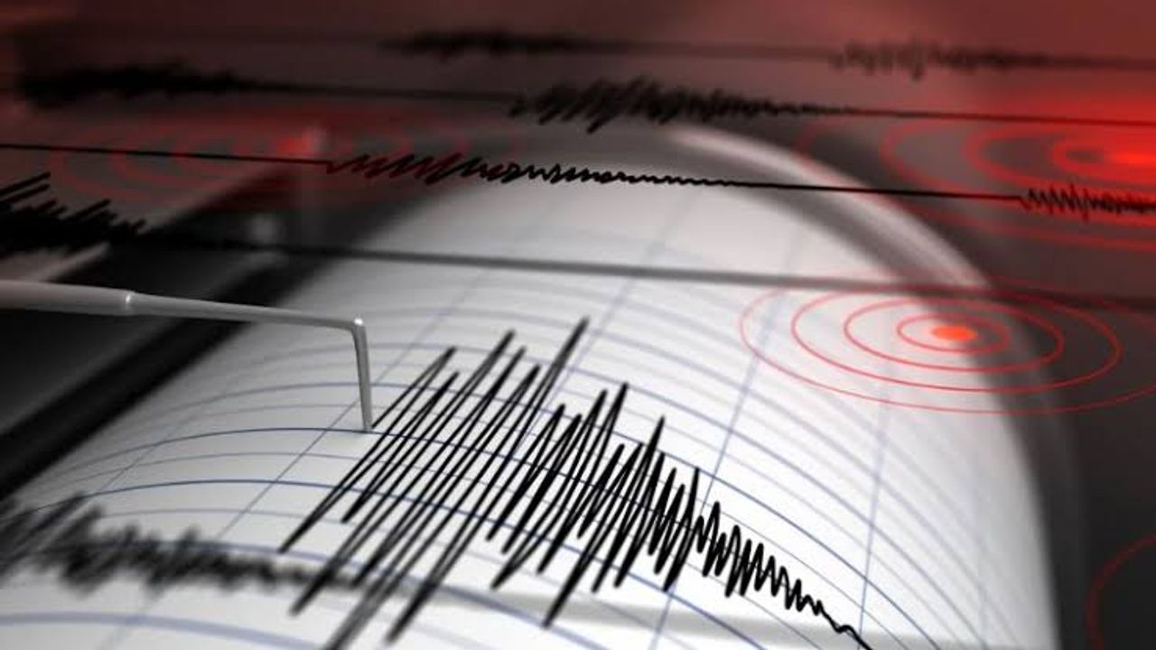 Son dakika! DEPREM OLDU