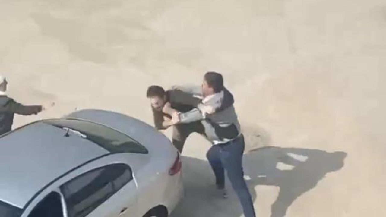 Yol verme kavgasında ortalık savaş alanına döndü