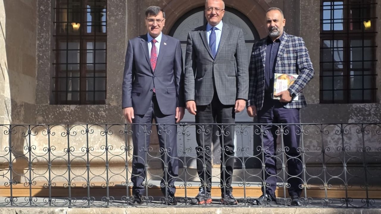 Kütahya turizmine küresel vizyon: Kahveci’den önemli görüşmeler