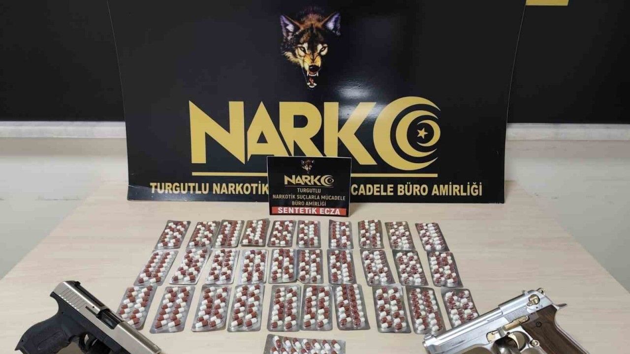 Polisten Manisa’da uyuşturucu operasyona baskın