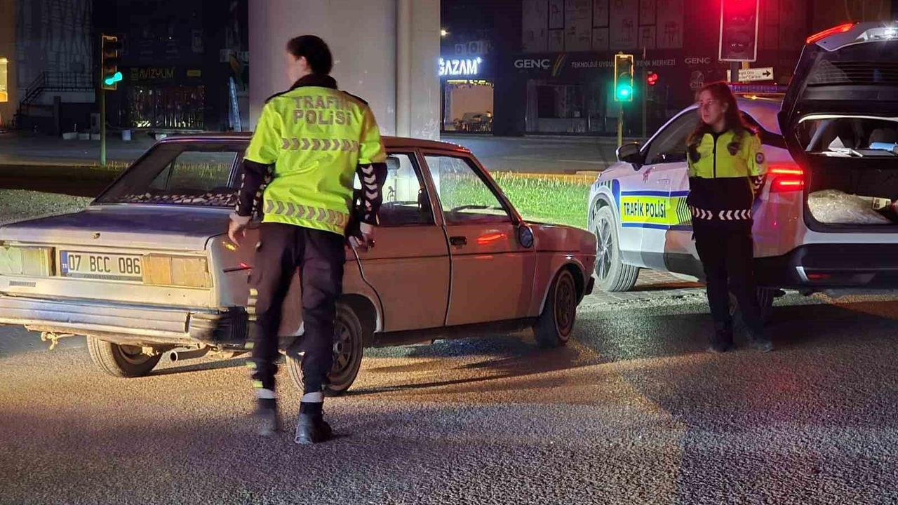 Alkollü sürücü polisten kaçtı, ceza yağdı: 400 bin TL’lik işlem