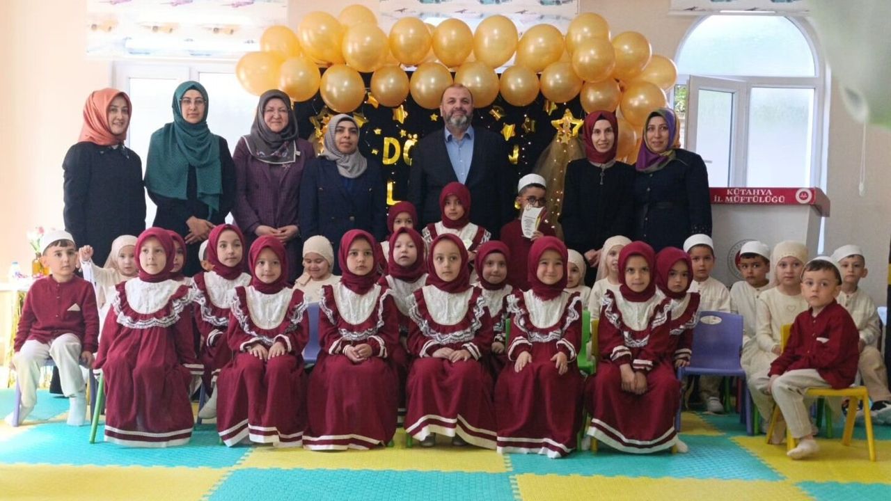 İl Müftüsü Açık Minik Öğrencilerin Heyecanına Ortak Oldu