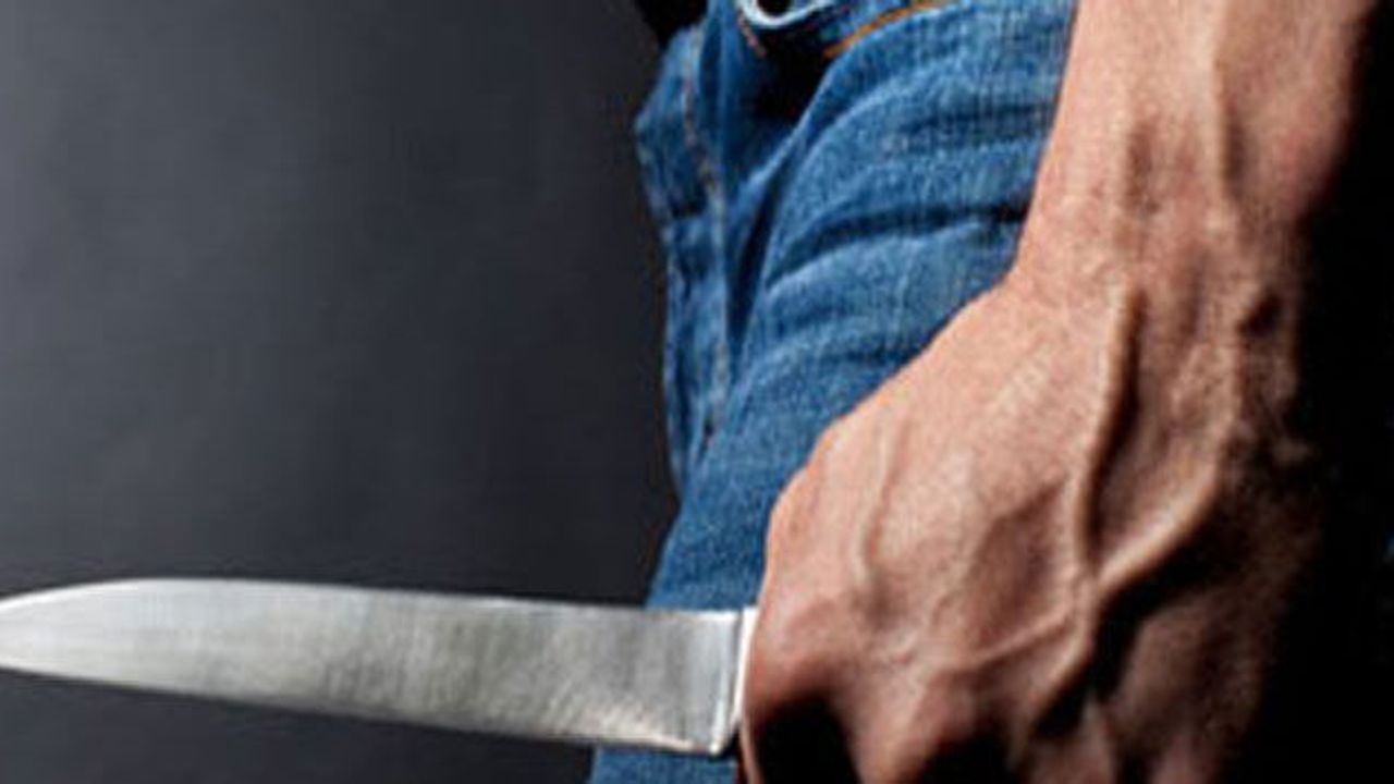 Gruplar arasında çıkan bıçaklı kavgada 1 kişi yaralandı