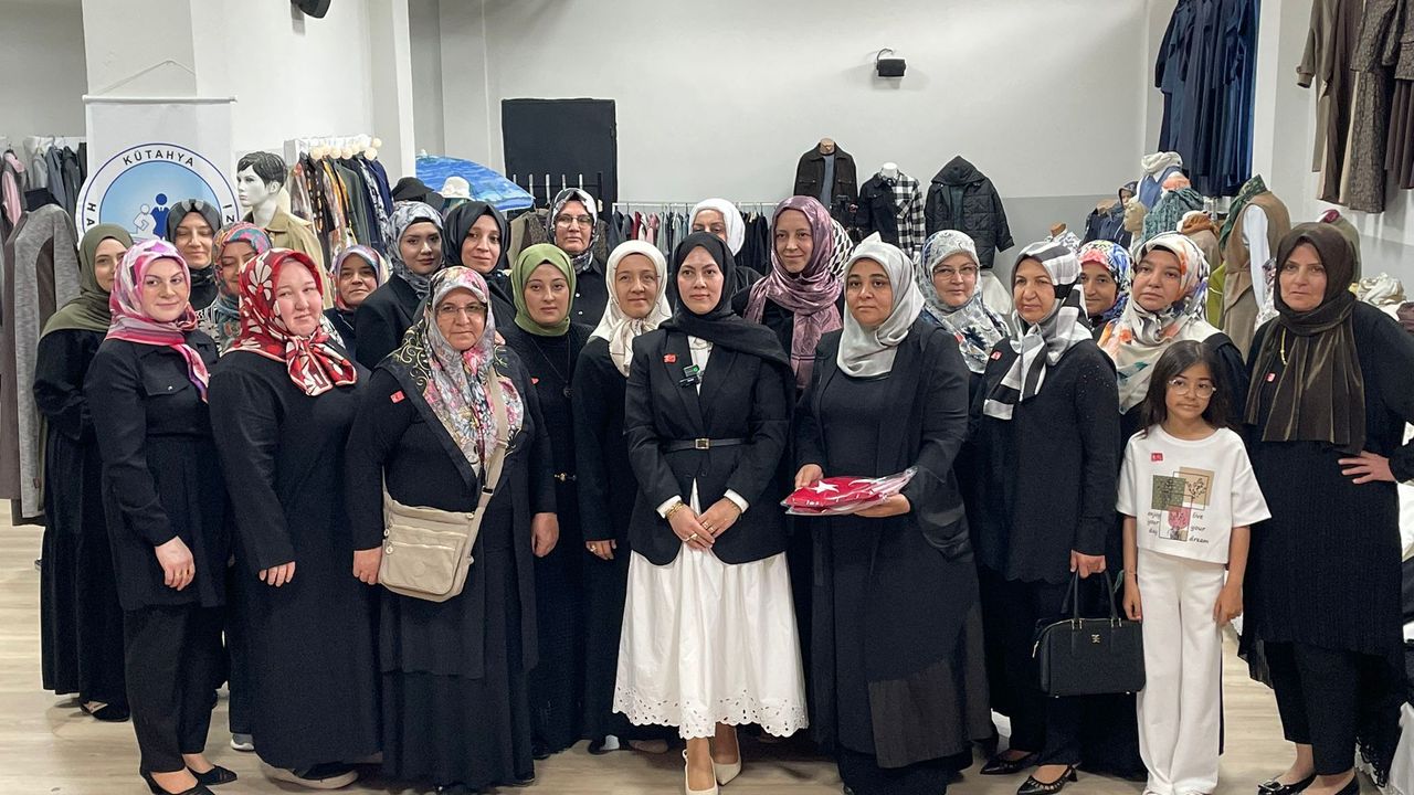 Kütahya'da Kadınların 8 Aylık Emeği Göz Kamaştırdı
