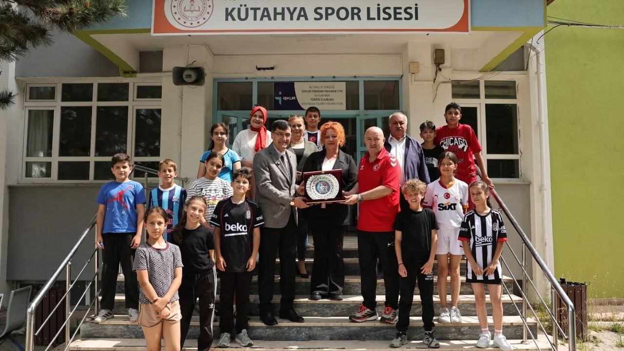 Belediye Başkanı Kahveci'den Spor Ortaokulu ve Lis
