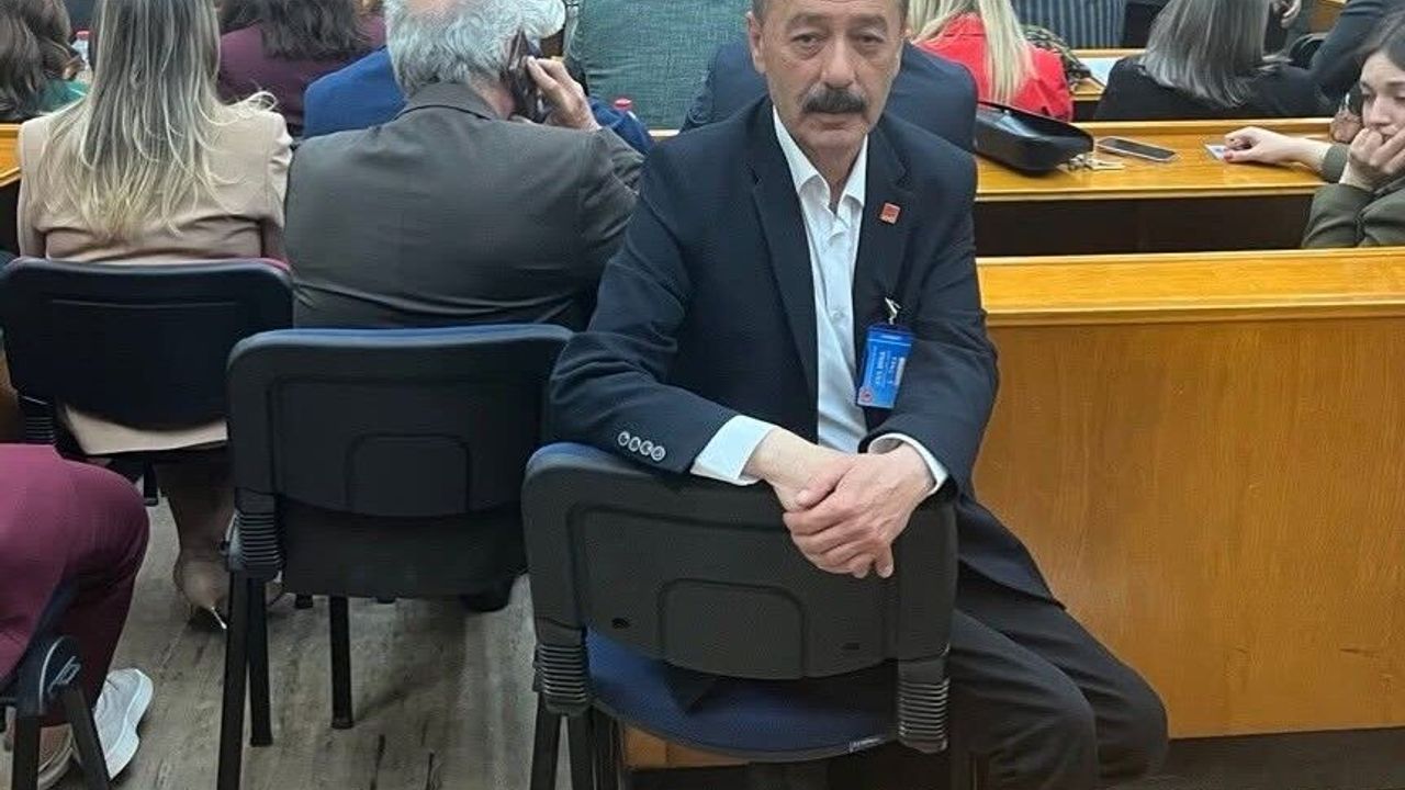 CHP Kütahya İl Başkanı Yenikaya'dan, Özel'e destek: ''Hep bi