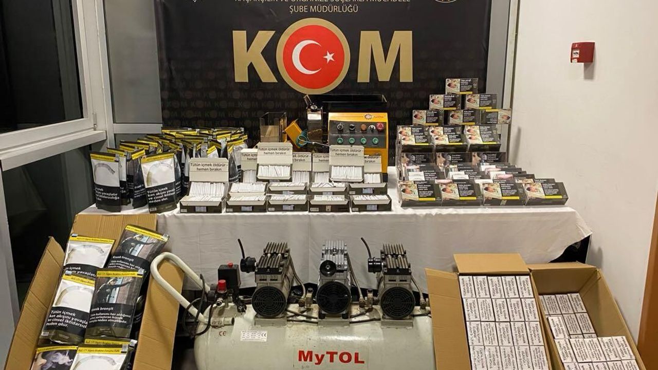 Kütahya'da iş yeri kaçak ürün yuvası çıktı: Ele ge