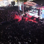 Tavşanlı'da binlerce kişi konserde buluştu: Tuğba Yurt sahneyi salladı