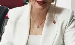 Kütahya’da edebiyat öğretmeni Nuray Doğan’ın "Bana Emanet" isimli şiir kitabı yayınlandı