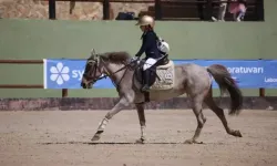 Nur Pera, atı Vefa ile yine zirvede yer aldı