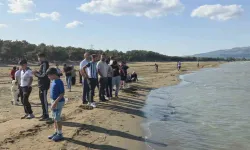 İznik Gölü’ne giren iki kuzen kayboldu