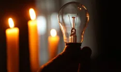 Uşak'ta 23 Temmuz Şoku: Elektrikler Saatlerce Yok!