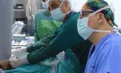 İzmirli Doktorlar, Müziği İyilik İçin Kullandı