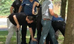Güvenlik kamerası bıçaklı saldırıyı kaydetti