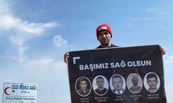 Cilo Dağı Zirvesinde Şehit AKUT Gönüllülerine Anlamlı Anma