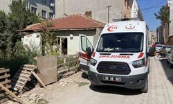 Metruk Evde Dehşet: Çocuklar Cesetle Karşılaştı
