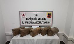 Otomobilde 25 Kilo Kaçak Tütün Ele Geçti