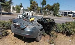 Sanayi bölgesinde araç takla attı: 1 ölü, 4 yaralı