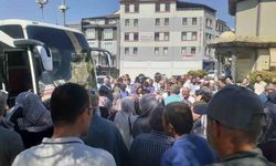 Tavşanlı’da umreciler dualarla yola çıktı