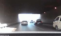 Alkollü sürücü gaz ve freni karıştırdı, trafiği biribirine kattı