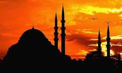 Ezanı Çocuk Okudu, Kütahya Sokakları Şaşkınlık ve Duyguyla Yankılandı