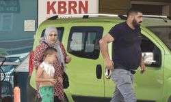 7 yaşındaki minik yol artasında yandı
