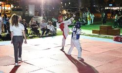 Kütahya'da belediye bahçesinde taekwondo çoşkusu yaşandı