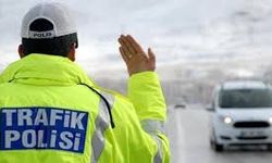 Güvenliği hiçe saydı, trafikte drift attı