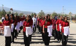 Kütahya'da Önlüklerini Giydiler, Ahilik Yemini Ettiler