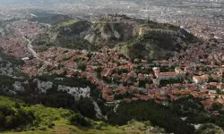 Kütahya’da Hangi İlçede Yaşanır?  Tavşanlı mı, Simav mı? İşte En Gözde Yerleşim Yerleri
