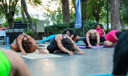 Doğayla İç İçe Yoga Keyfi: Açık Hava Yoga Günleri Başladı