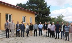 Gediz Kaymakamı Emrah Uzun köy ziyaretinde vatandaşlarla buluştu
