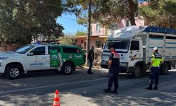 Hayvan Nakil Araçları Tek Tek Kontrol Edildi