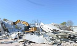 Kaçak Yapılara Geçit Yok! Fabrika ve Depo Yıkıldı